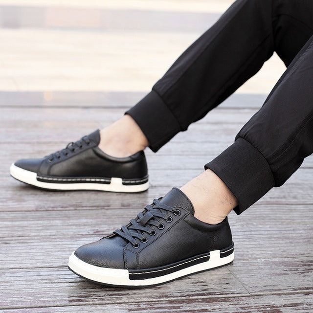 Men Soft Leather Casual Sneakers